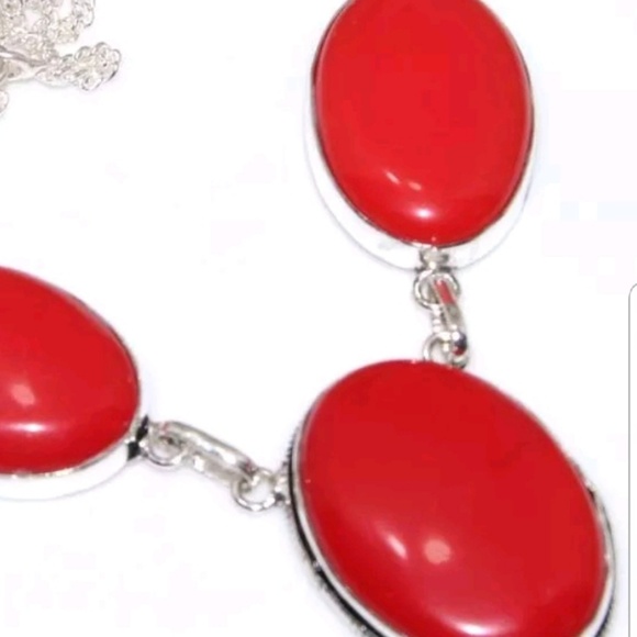 Handcrafted Red Coral Necklace - Picture 2 of 3